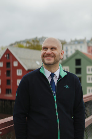 Lars gikk fra lastebil til buss: – Angrer på at jeg ikke skiftet før